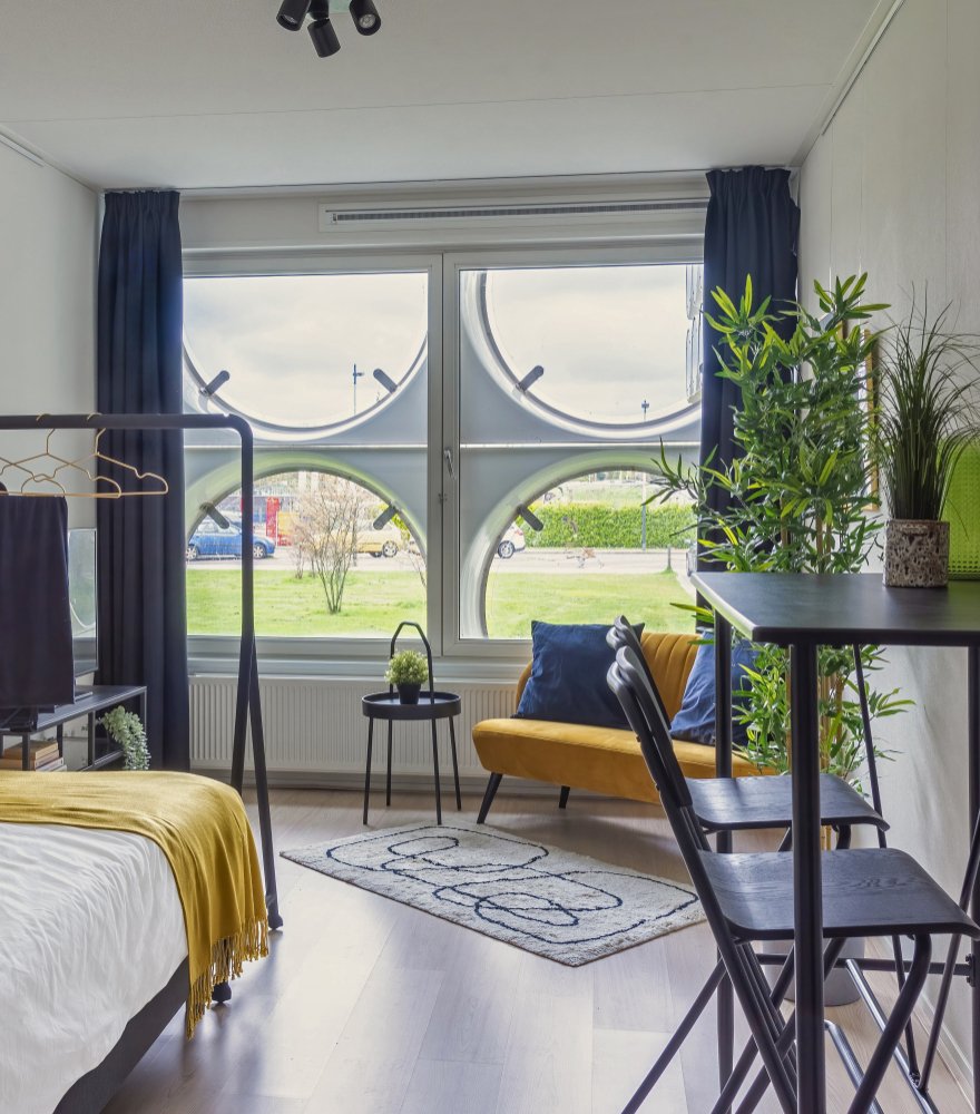 Unfurnished studio at Amsterdam Zuidas