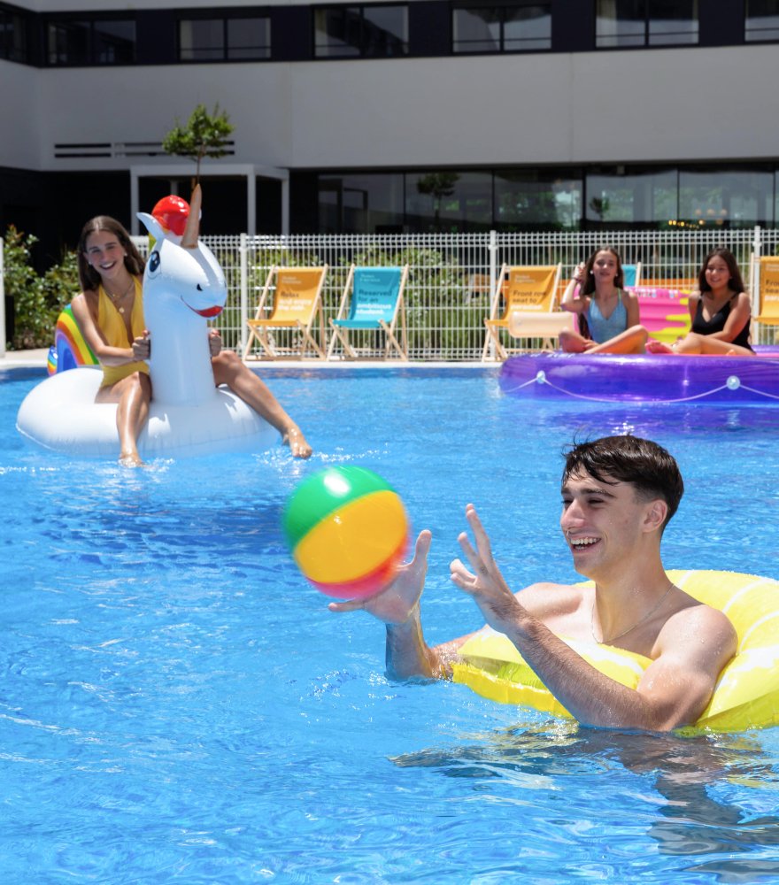 Swimming pool